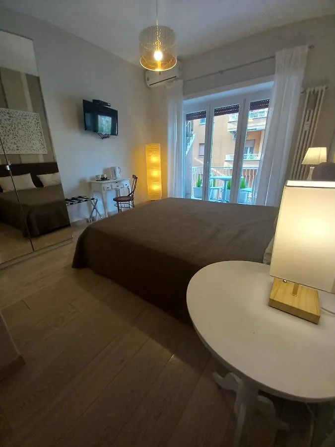 ゲストハウス Quartopiano Guesthouse ローマ
