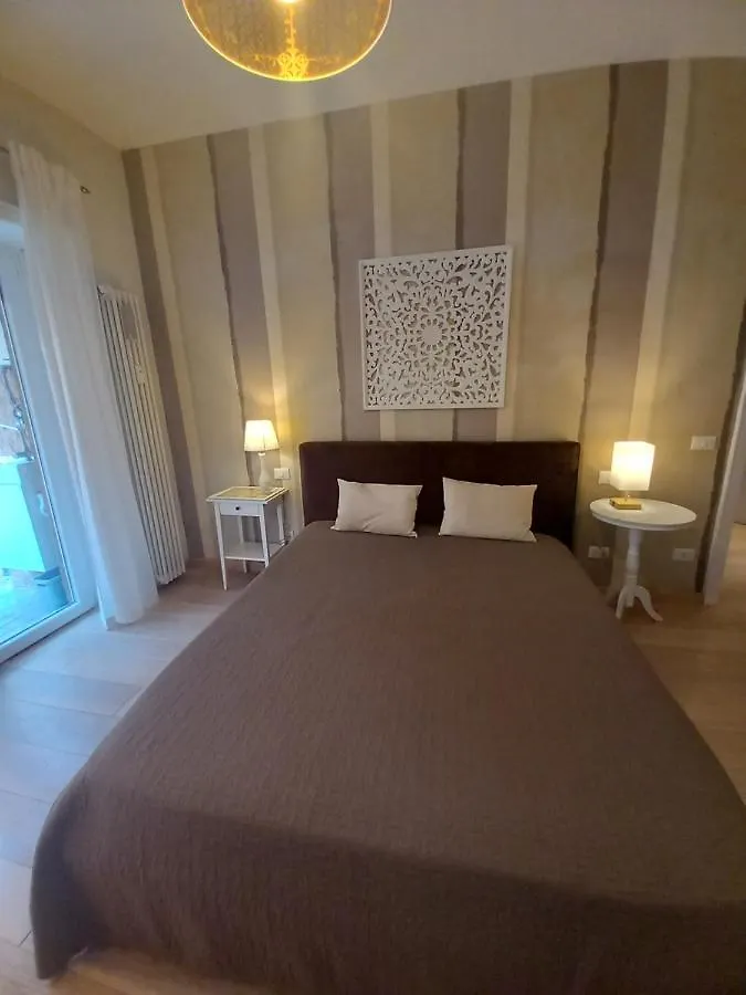 ゲストハウス Quartopiano Guesthouse ローマ
