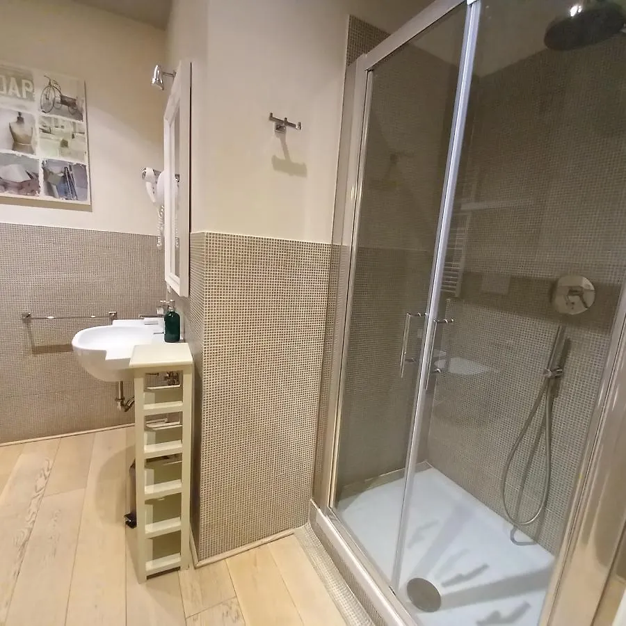 Quartopiano Guesthouse ローマ